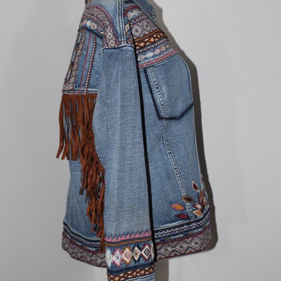 NWT Driftwood Denim Aztec Fringe Trim Jean Jacket Western Embroidered Rowan - Picture 10 of 10